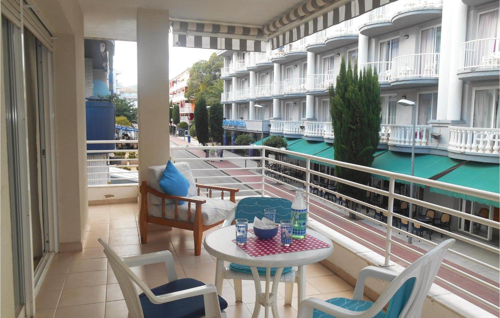 1 Bedroom Beautiful Apartment In Tossa De Mar Exterior photo